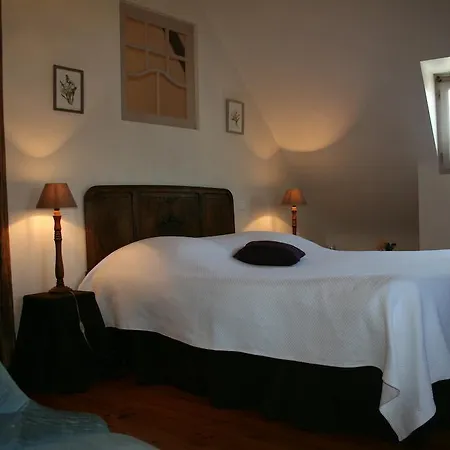 Bed & Breakfast Loubatistou *