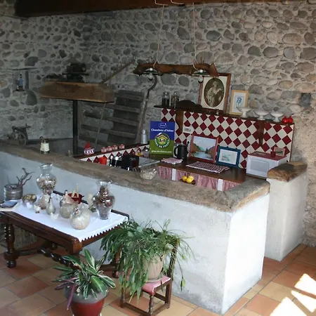 Bed & Breakfast Loubatistou
